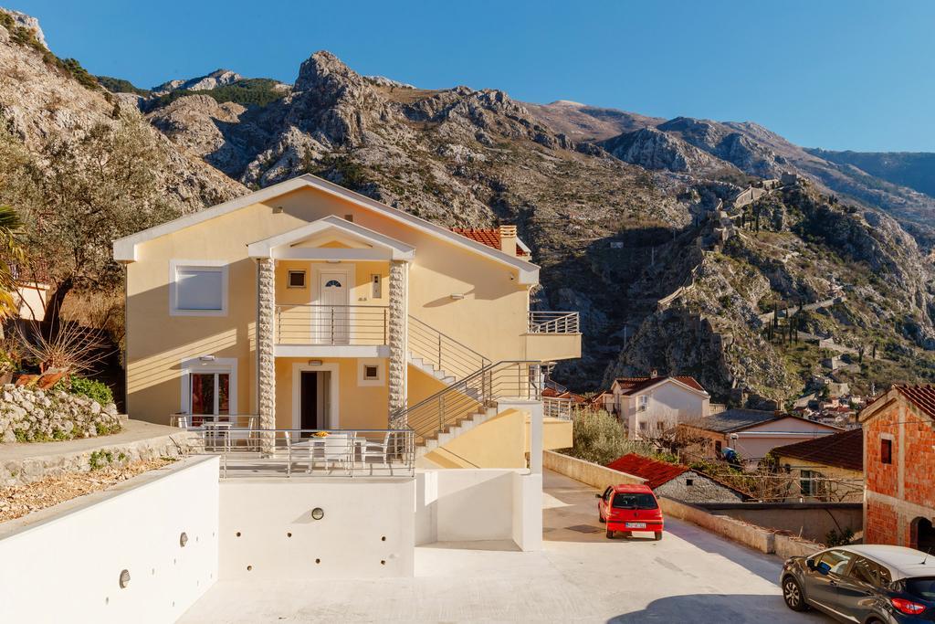 Apartments Blue Sea Kotor Eksteriør billede
