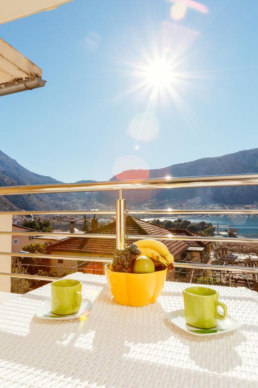 Apartments Blue Sea Kotor Eksteriør billede
